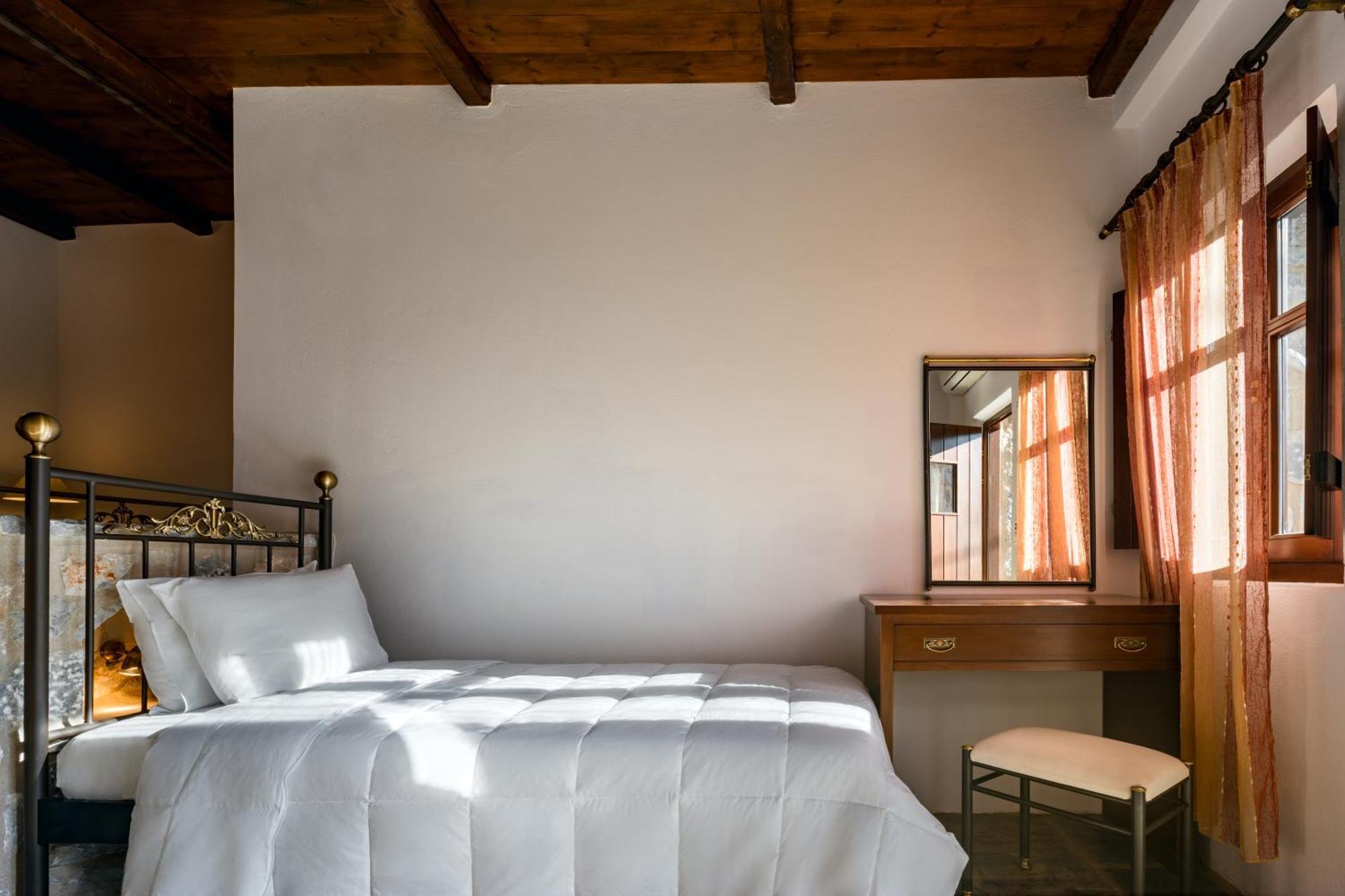 Porto Kale Guesthouse Порто-Кайо Экстерьер фото